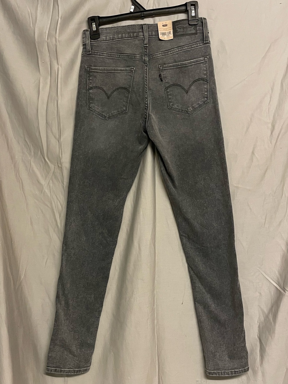NWT Levi's 311 Shaping Skinny Women's Gray Skinny Jeans - Faded Charcoal - Picture 2 of 9